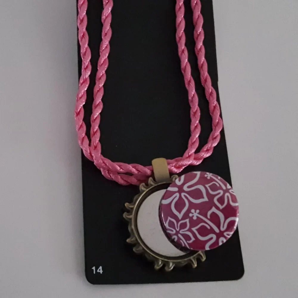 ButtonWear Add-a-Magnetic Button Necklace *Small Parts*